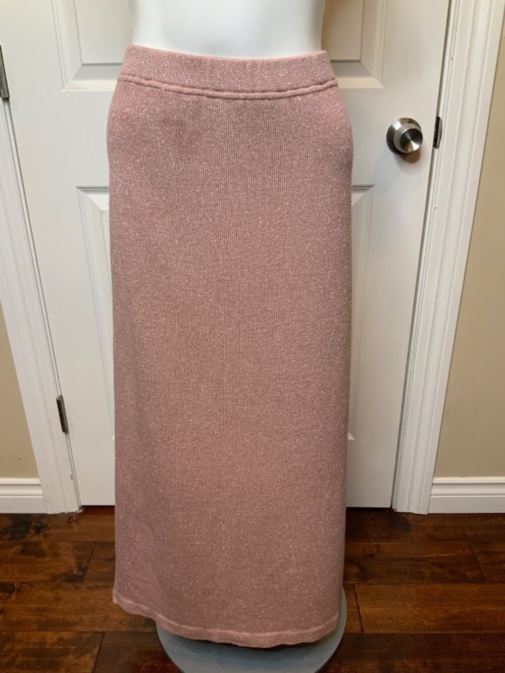St. John Shimmering Dark Pink Wool Knit Maxi Skirt, Size 14